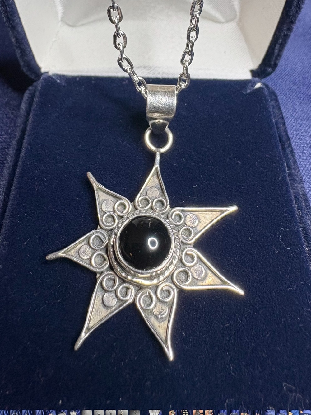 Pendant 925 Sterling Silver Starburst Genuine Black Onyx Center Stone - Picture 2 of 7